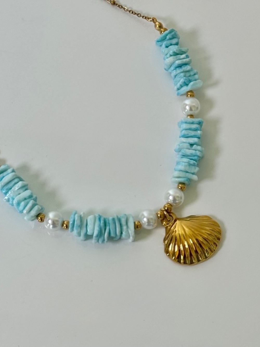 NWOT Seashell blue necklace 18k gold plated PVD &Stainless Steel